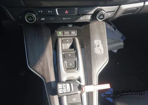 2018 Honda Clarity Plug-In Hybrid from USA, damaged, VIN JHMZC5F14JC007088